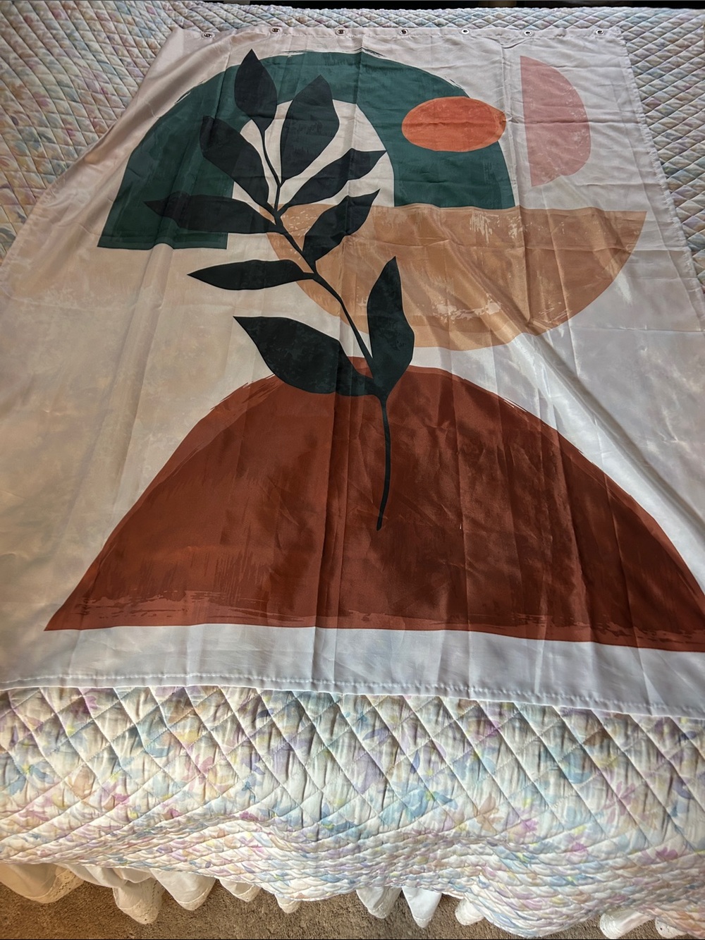 Gorgeous shower curtain -never used. Removed from wrap but didn’t match my decor